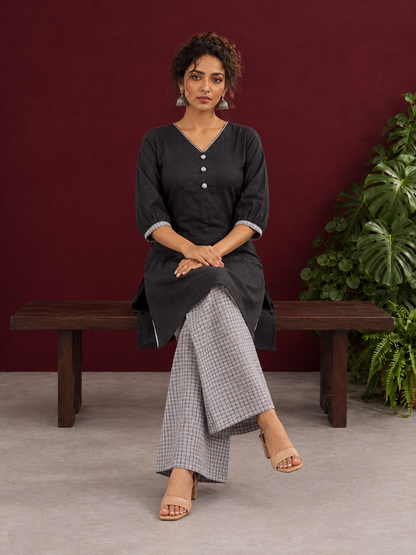 careos:cdoct26co0006-1793002896183-gpt4o_sitting_v1
