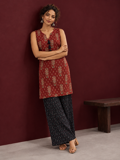 Rustic Maroon Cotton Ikat Printed Sleeveless Tunic Co-ord Set with Black Ikat Straight Pant — side view