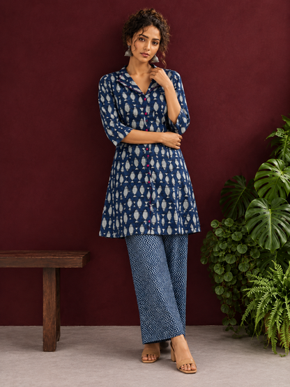 Indigo Cotton Co-Ord Set with White Fish Print Collared Tunic & zig zag Printed Pants — side view