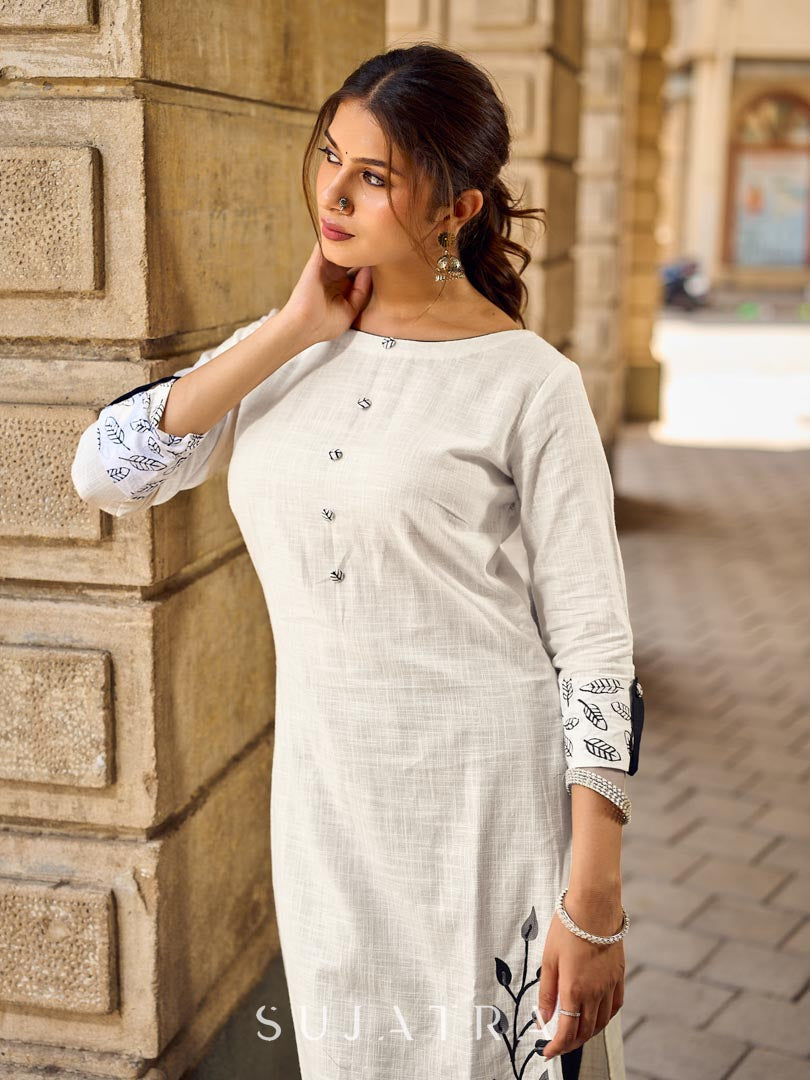 Classic White Cotton Kurta Featuring Black Leaf Vine Embroidery & Printed Sleeve Detail