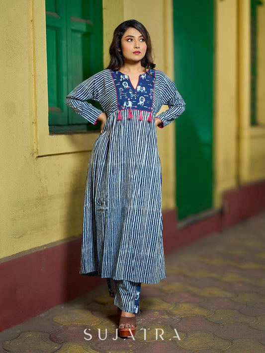 Contemporary Indigo Striped Kurta Featuring Animal Patch Detail, Drop Shoulders and Magenta Mirror Accents