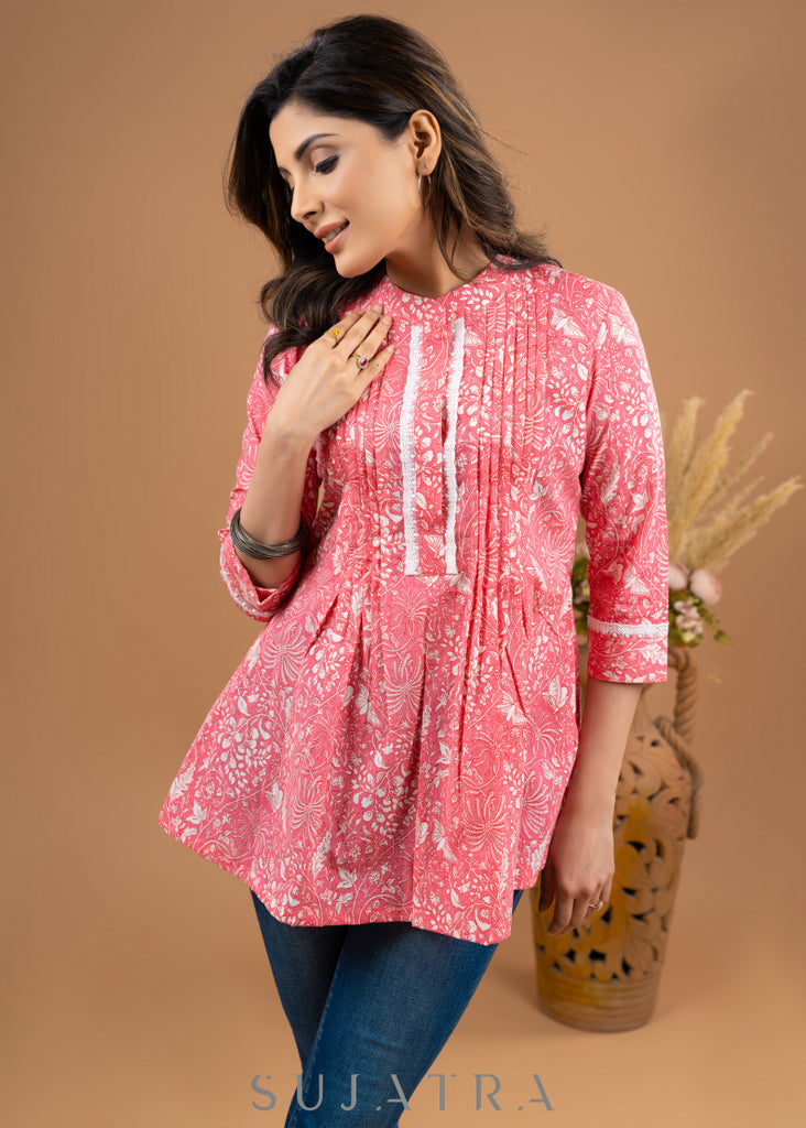 Pink Pure cotton printed top with laces