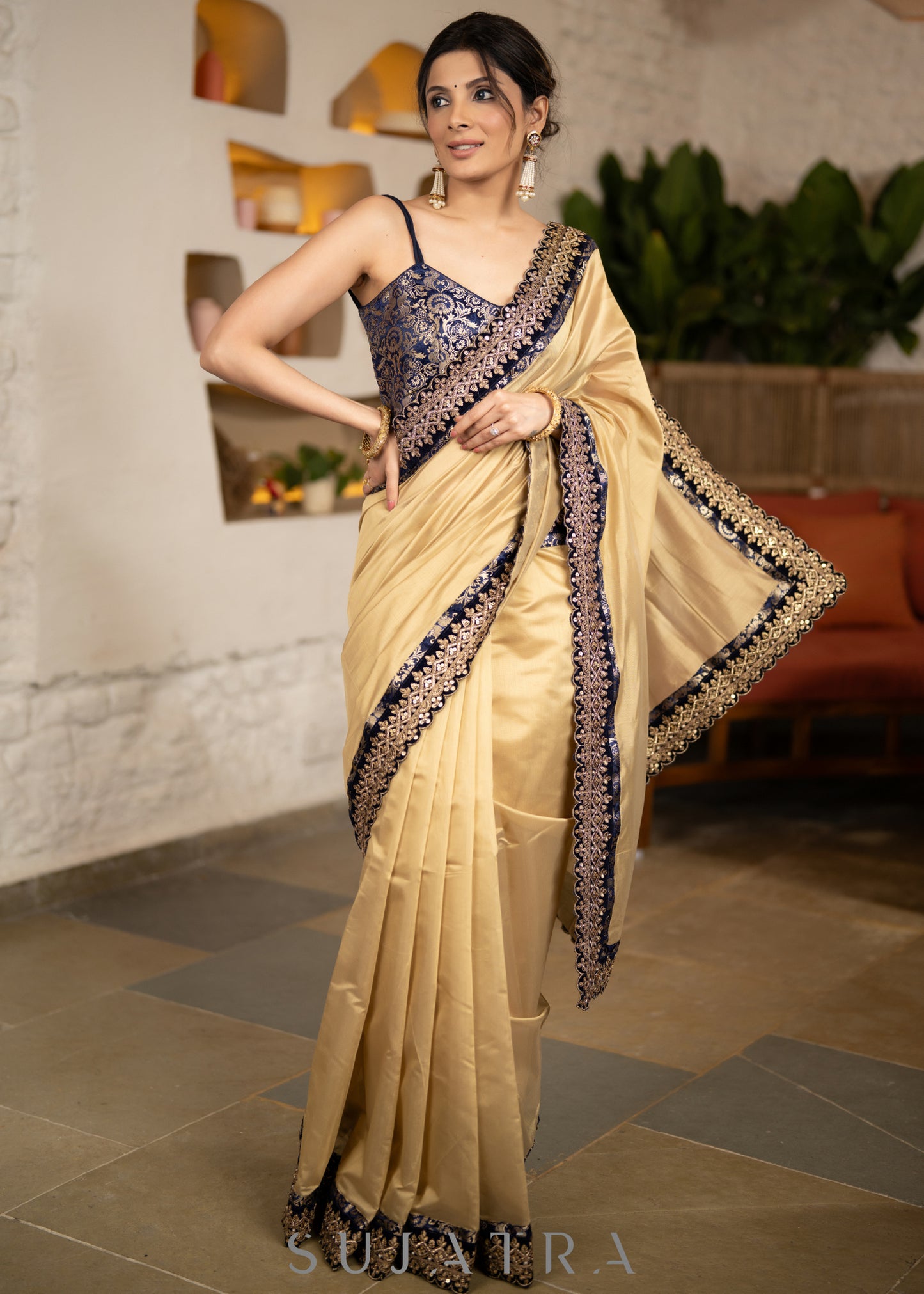 Beautiful Golden Chanderi Saree Highlighted With Contrast Lace And Matching Banarasi