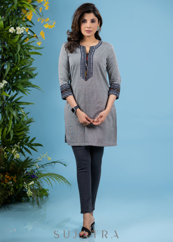 Casual grey cotton checkered tunic with ikat combination