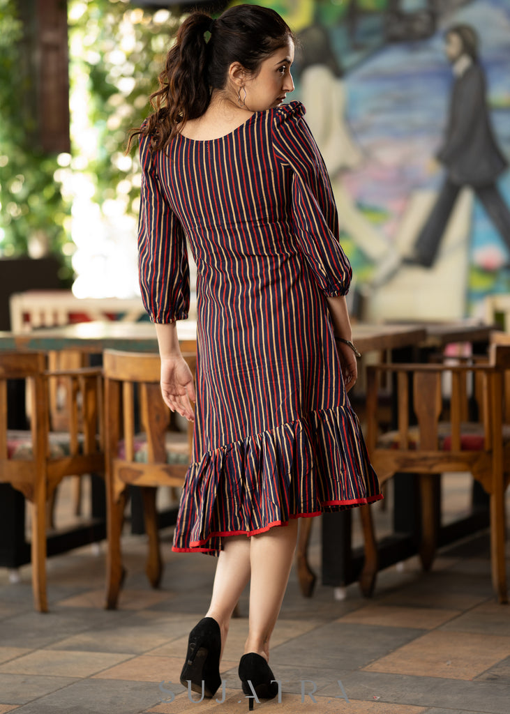 Beautiful Striped cotton dress with asymmtrical hem