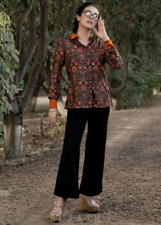 Elegant Black Muslin Shirt with Floral Print and Contrast Collar