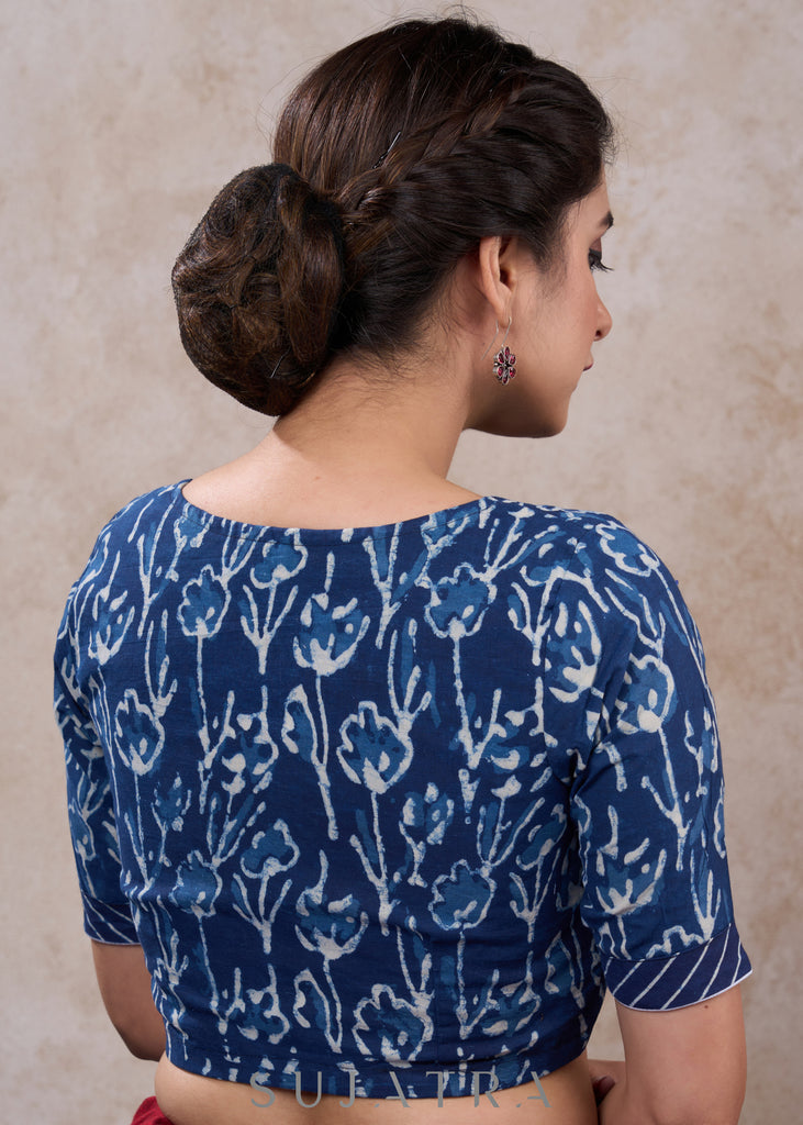 Trendy floral indigo combination blouse