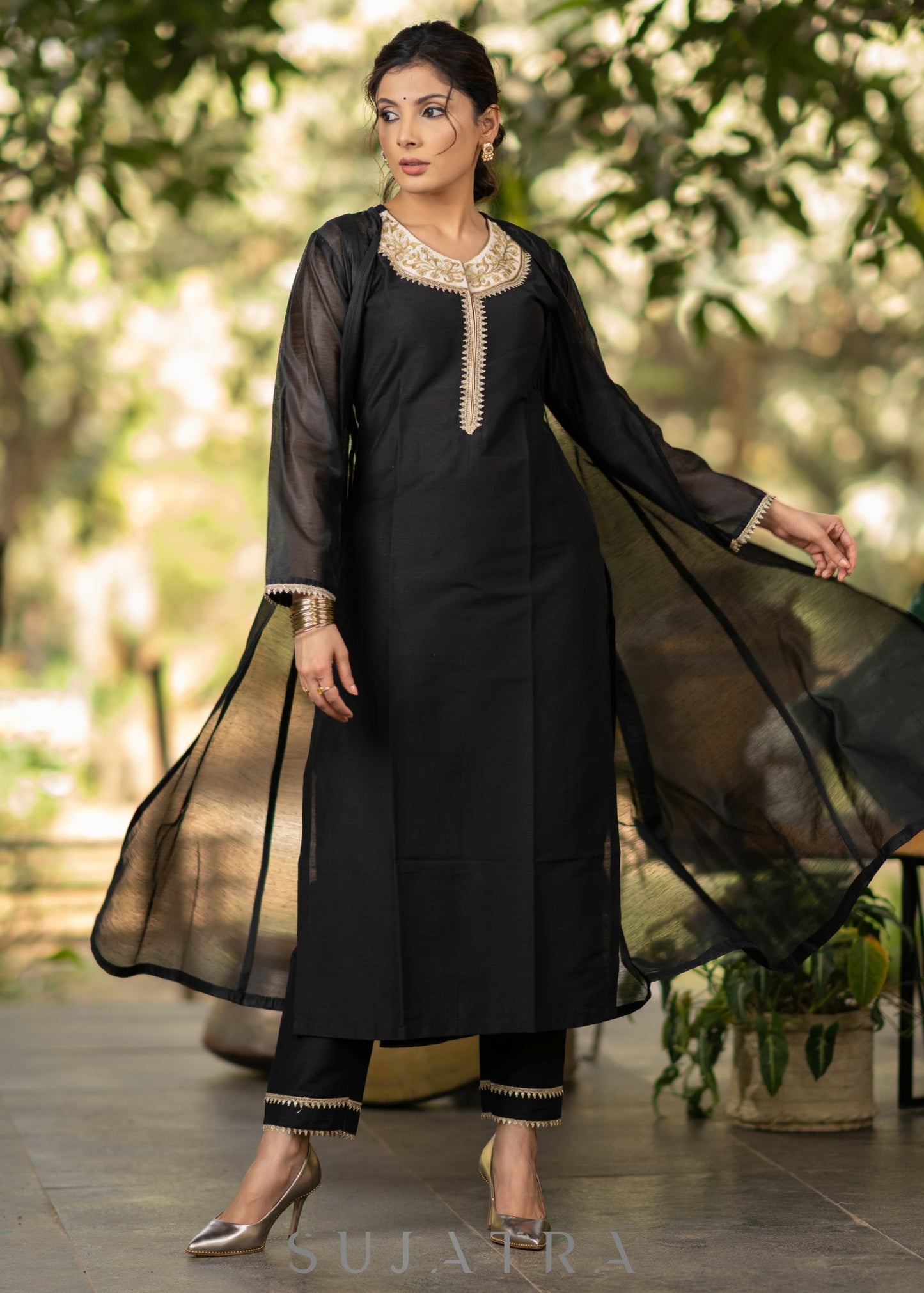 Chanderi Shrug
