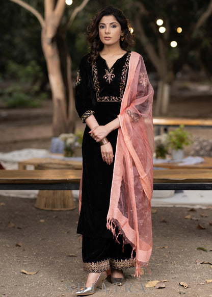 Unique Black hand embroidered velvet kurta