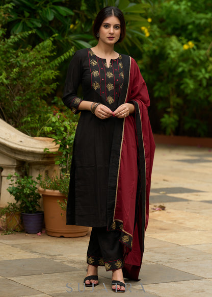 Elegant Black embroidered cotton kurta
