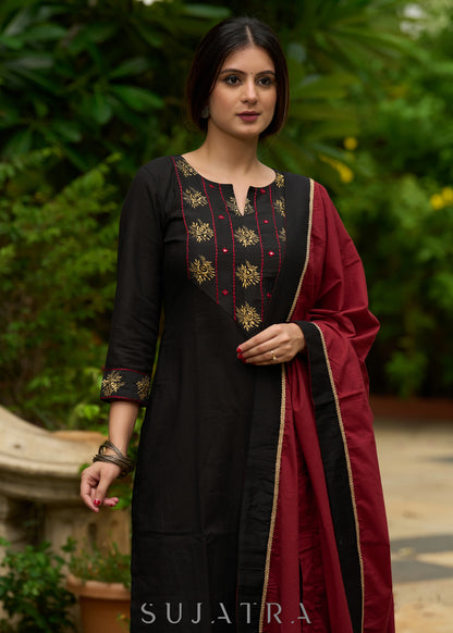 Elegant Black embroidered cotton kurta