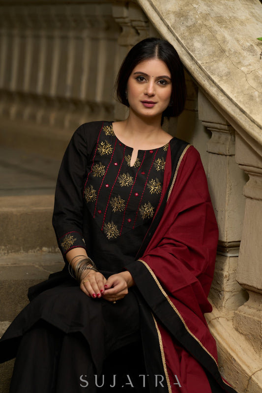 Embroidered pant