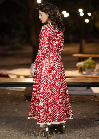 Hand embroidered red rayon printed flared kurta