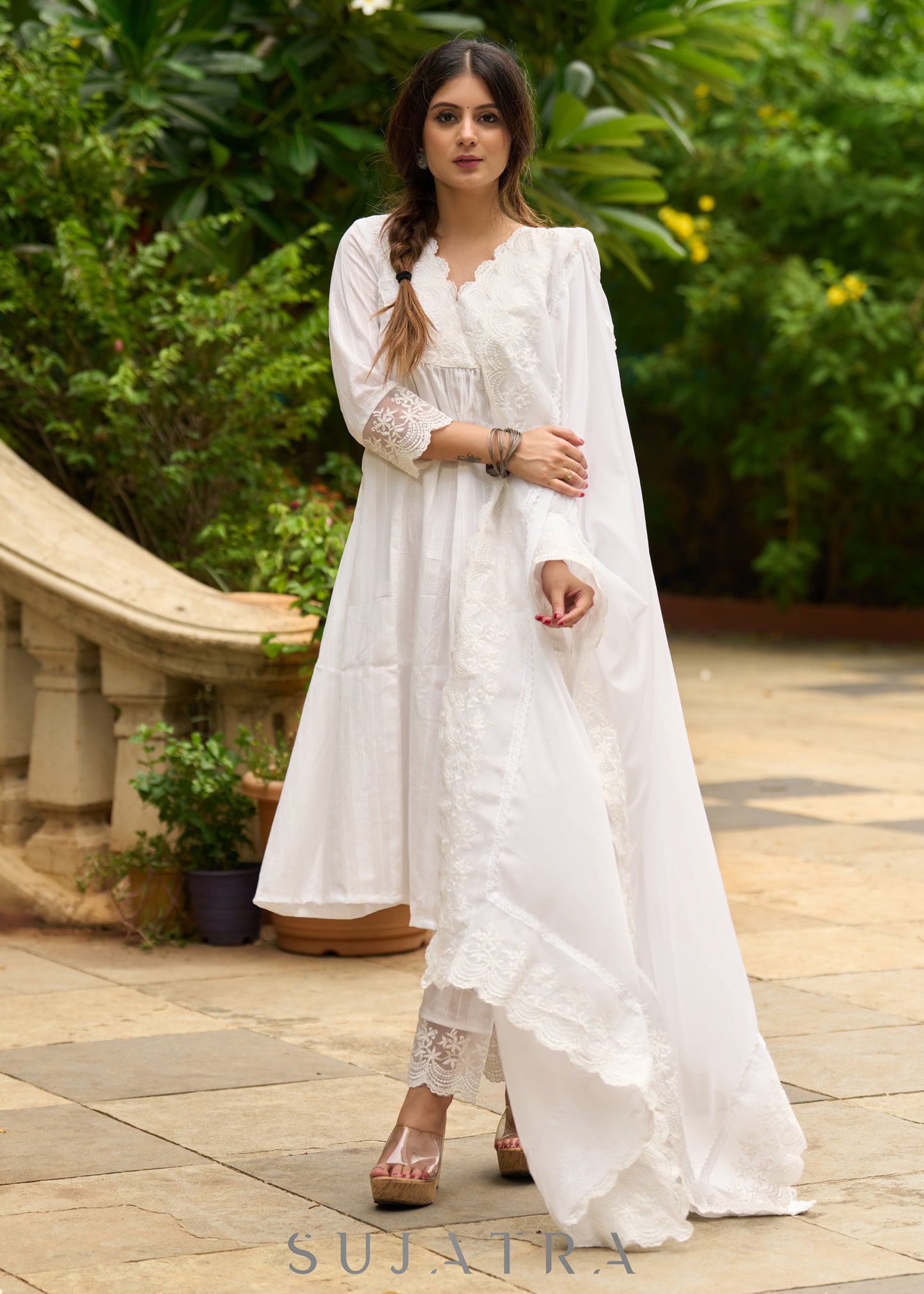White self-textured lace yoke kurta