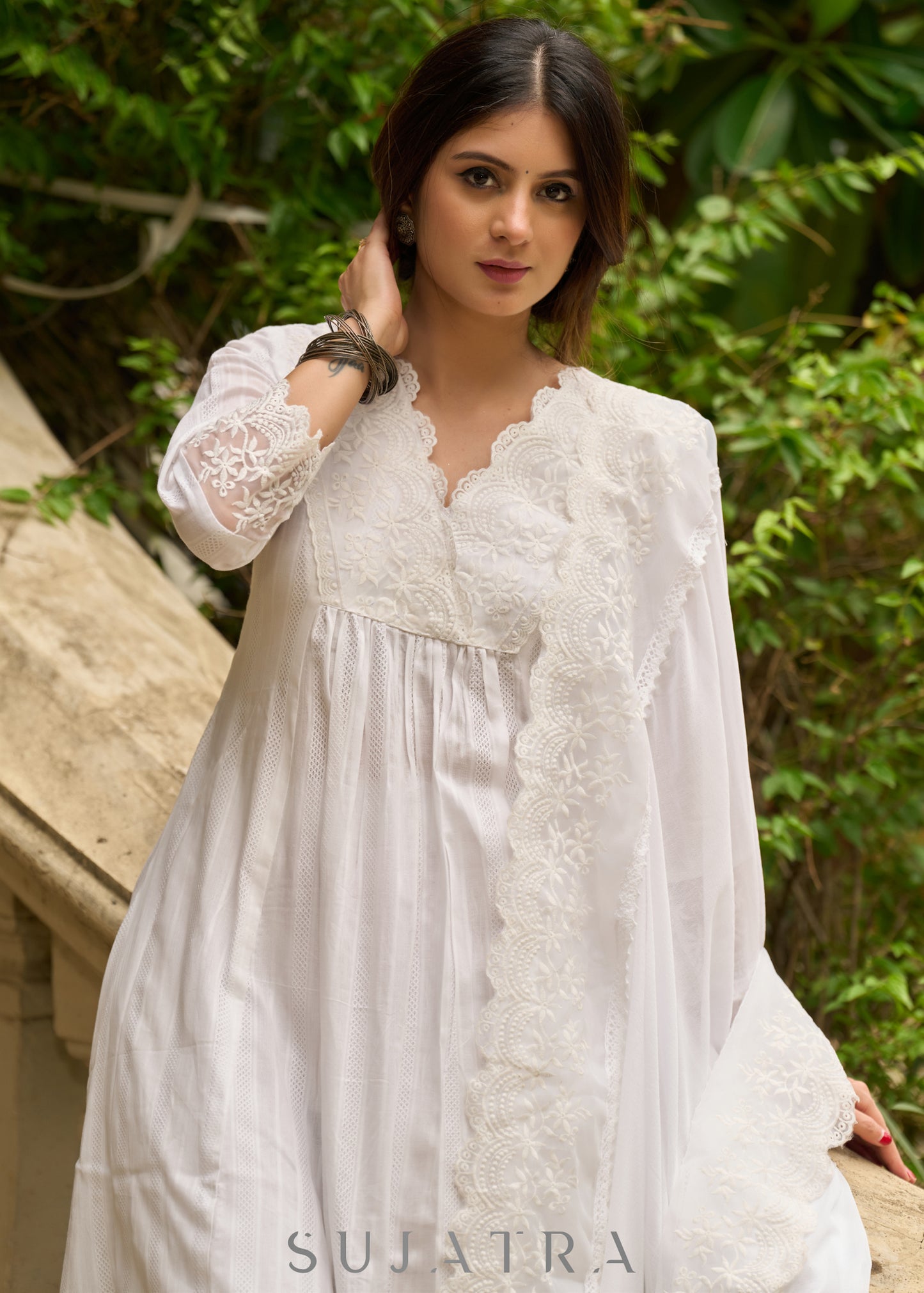 White self-textured lace yoke kurta