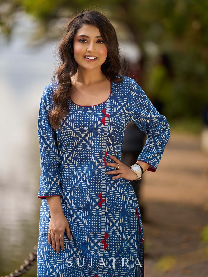 Contemporary Indigo Geometric Side-Cut Kurta with Linear Stripe Detailing and Maroon Triangle Highlights