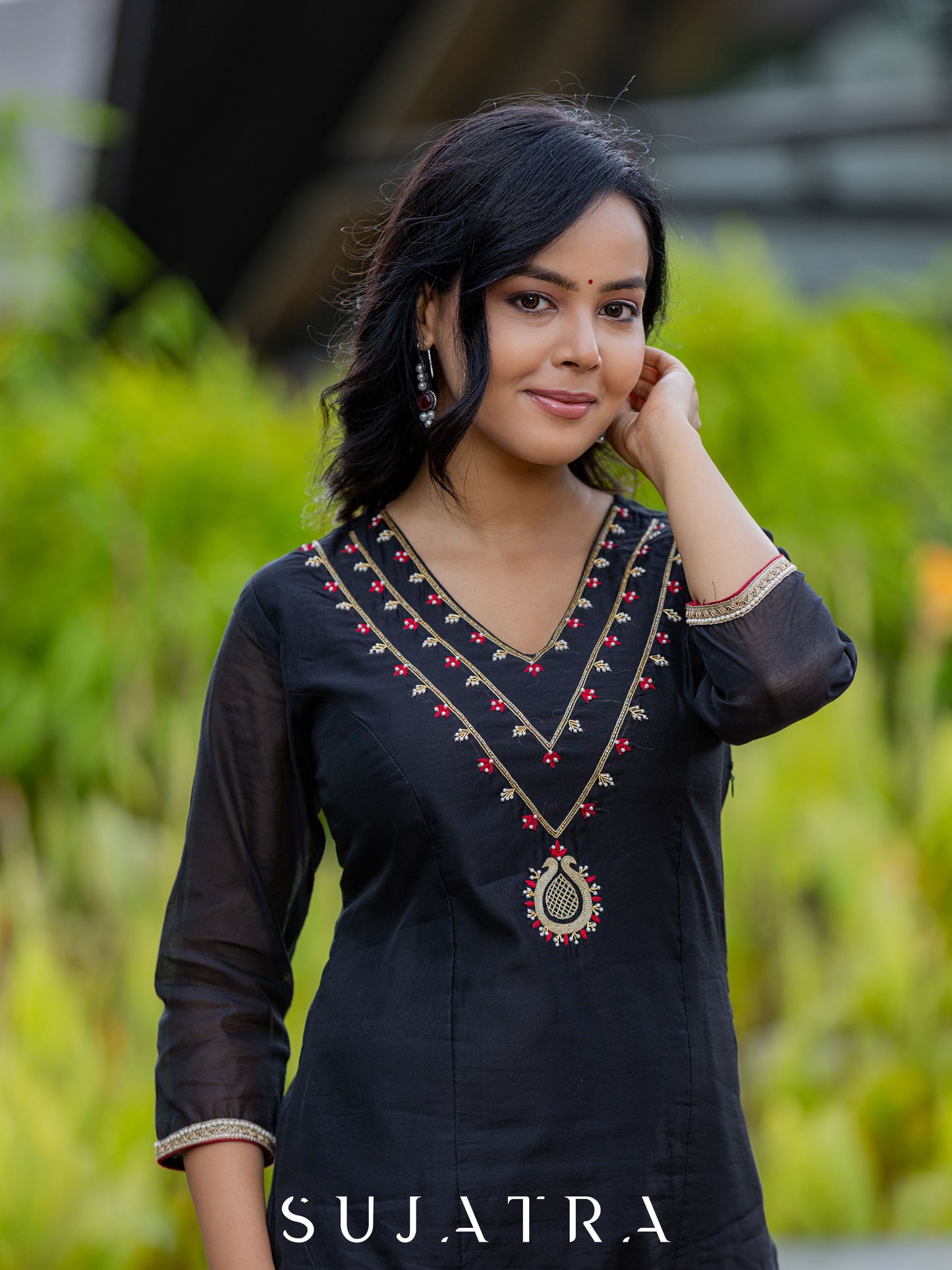 Raatrani Intricate Hand Embroidered Chanderi Silk Kurta