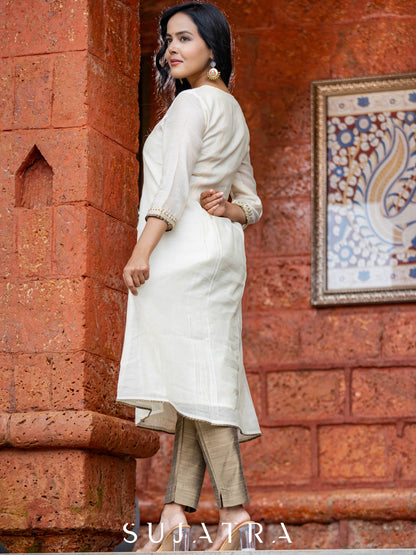 Sitara Hand Embroidered Pleated Chanderi Silk Kurta