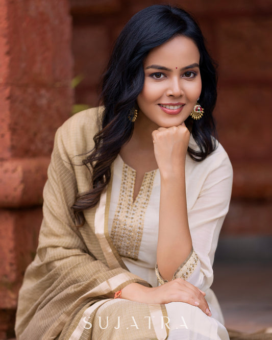 Sitara Hand Embroidered Pleated Chanderi Silk Kurta