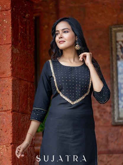 Saanjh Delicate Antique Hand Embroidered Cotton Silk Kurta