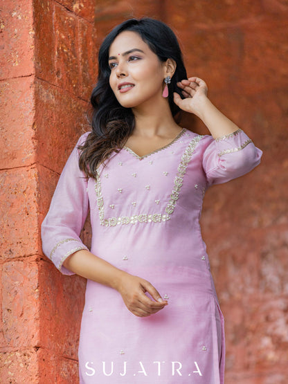 Chand Gulab Hand Embroidered Chanderi Silk Kurta