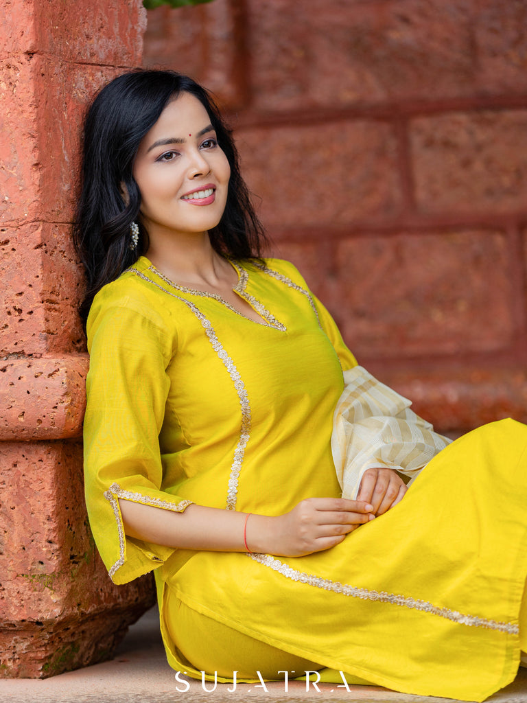 Suhani Chanderi Silk Kurta with Delicate Embellishments