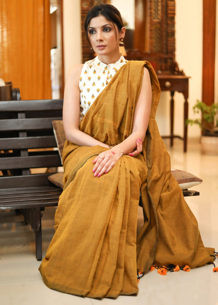 Breezy mustard plain Cotton saree with printed Cotton blouse