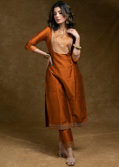Pant with Embroidery