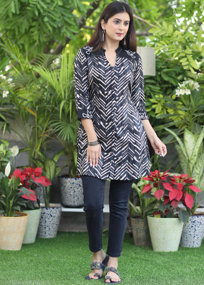 Trendy Cotton Black Printed with Hand Gond Painting