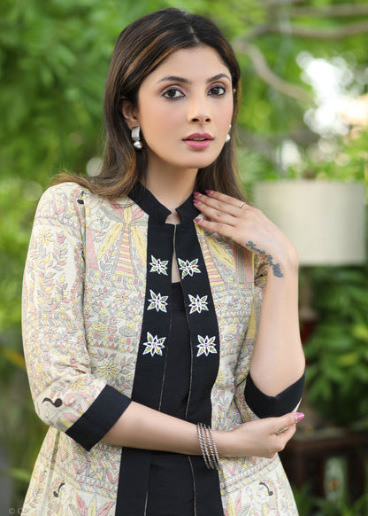 Trendy Madhubani Print with Black Border All Over Tunic