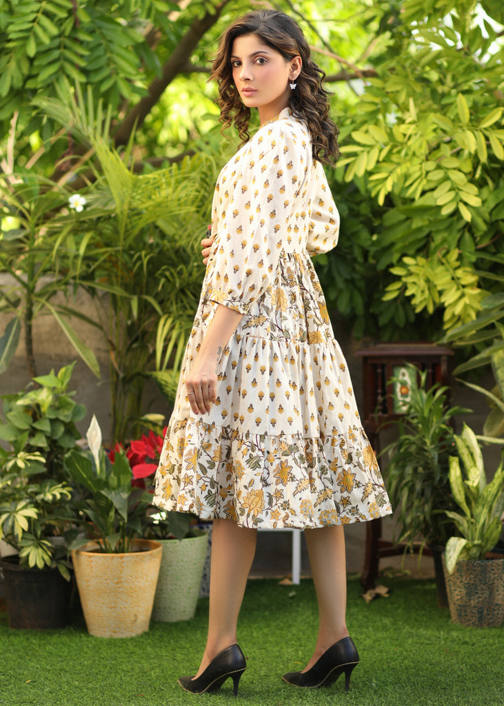 Exclusive Floral Printed Gathered Dress