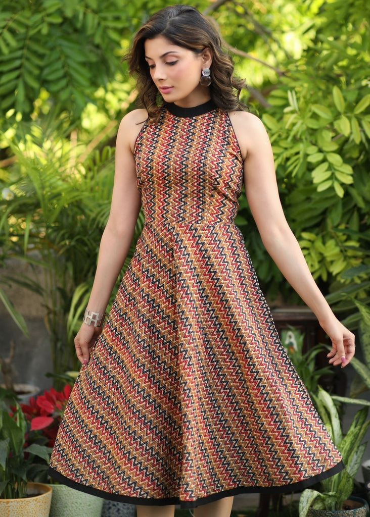 Trendy Multicolor Stripe Halter Neck Dress