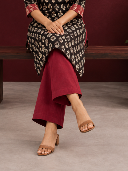 Graceful Maroon Cotton Straight Pant — seated