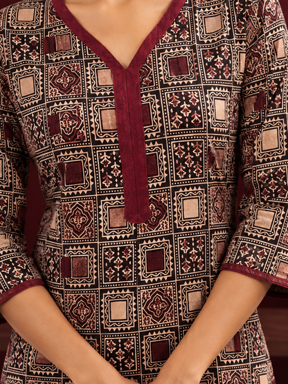 Graceful Maroon Cotton Straight Pant — fabric detail