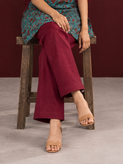 Classic Maroon Cotton Straight Pant — seated