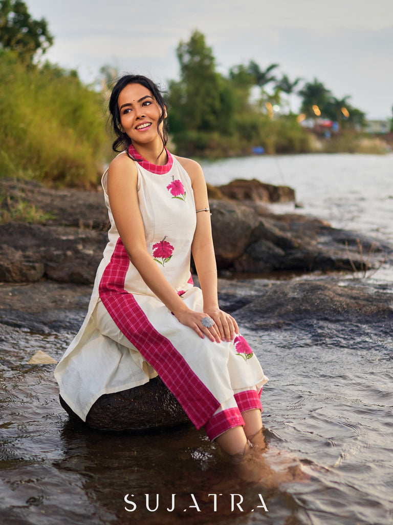 Elegant Off-White Handloom Cotton Kurta with Hibiscus Motifs and Contrast Red Plaid Panels