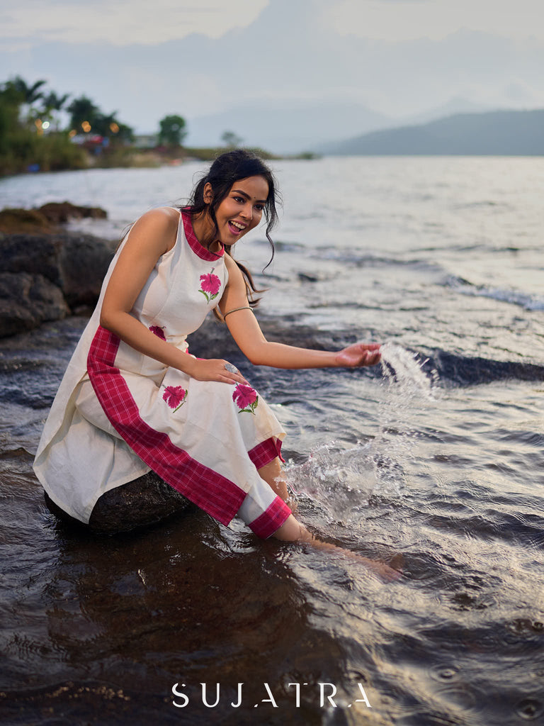 Elegant Off-White Handloom Cotton Kurta with Hibiscus Motifs and Contrast Red Plaid Panels