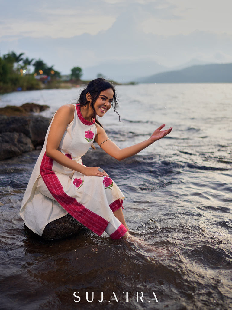 Elegant Off-White Handloom Cotton Kurta with Hibiscus Motifs and Contrast Red Plaid Panels