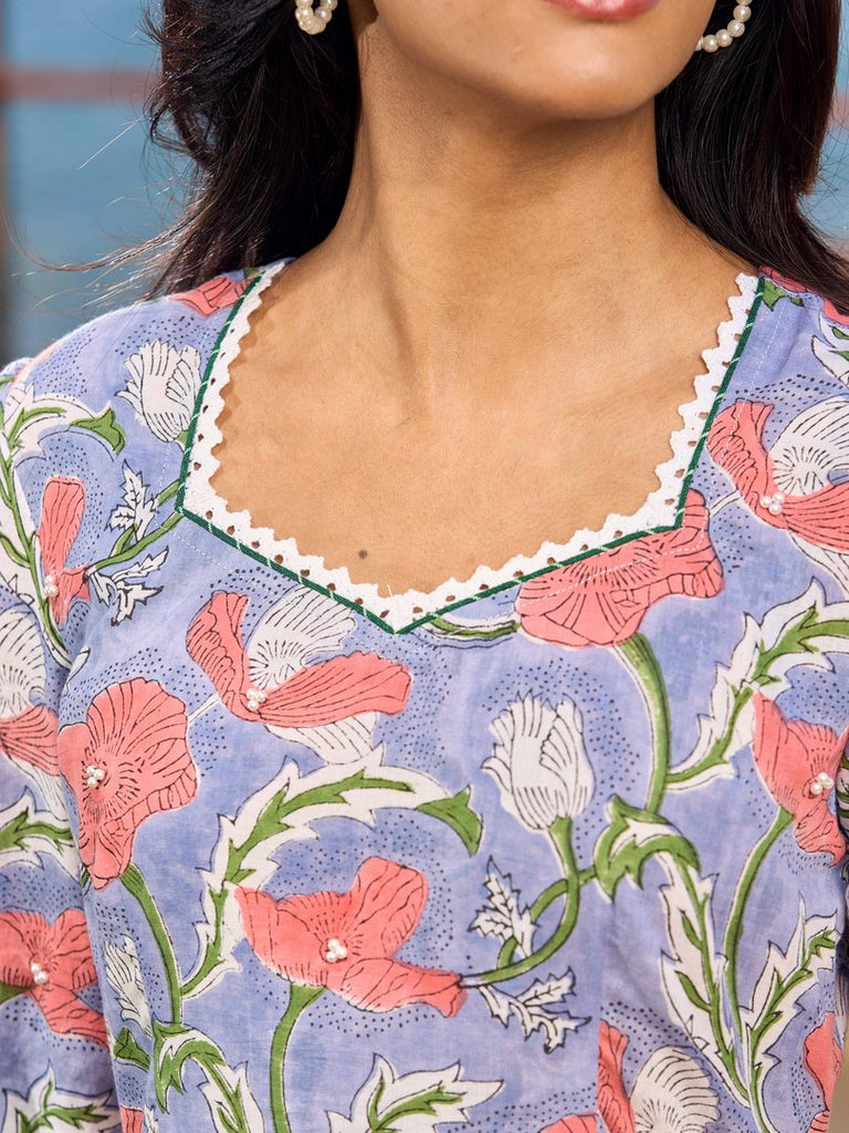 Lilac Bloom Cotton Pleated Dress With Scarlet Floral Print