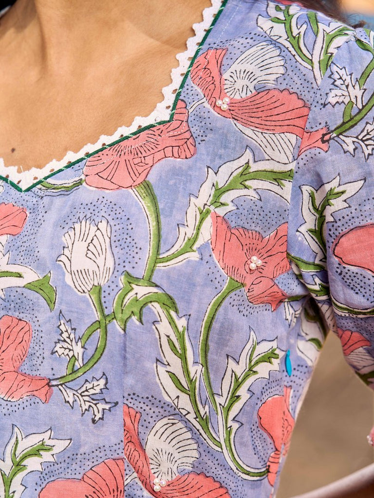 Lilac Bloom Cotton Pleated Dress With Scarlet Floral Print