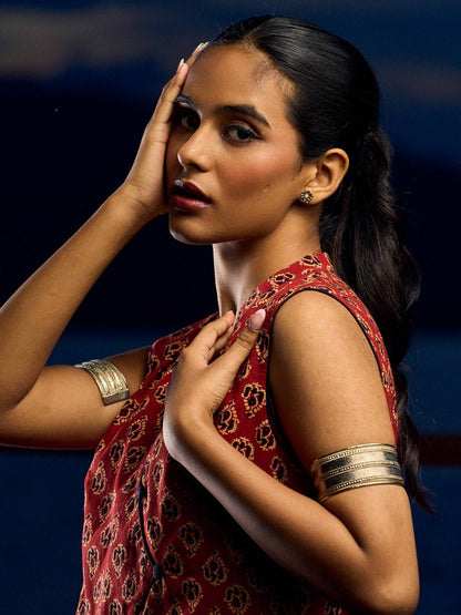 Maroon Sweetheart Neckline Dress With Ajrakh Printed Hemline - Jacket Optional