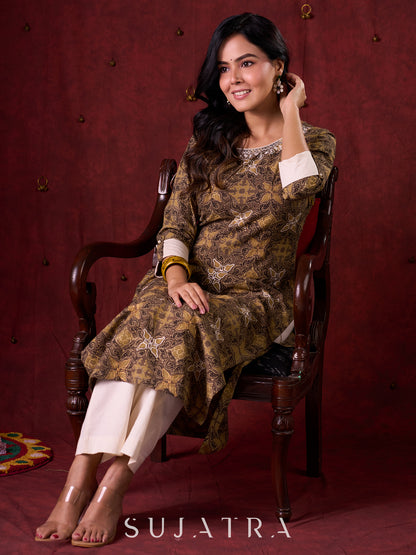 Off White Cotton Flex Pencil Pant