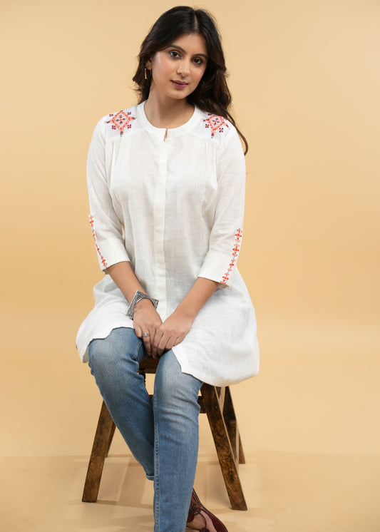 Serene White Cotton Embroidered Tunic with Gerogette Shoulder Patches