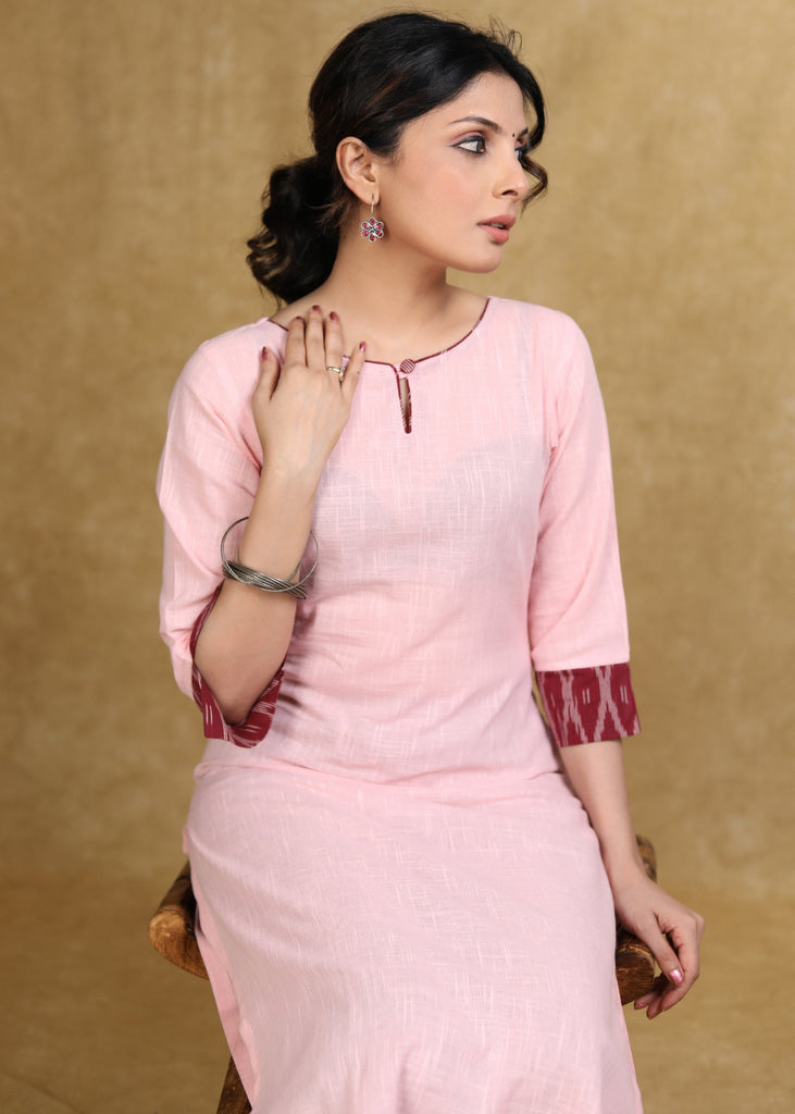 Elegant Baby Pink Cotton Kurta with Contrast Ikat Detailing