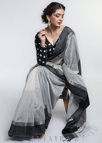 Elegant White Pure Maheshwari Saree with Grey & Zari Border