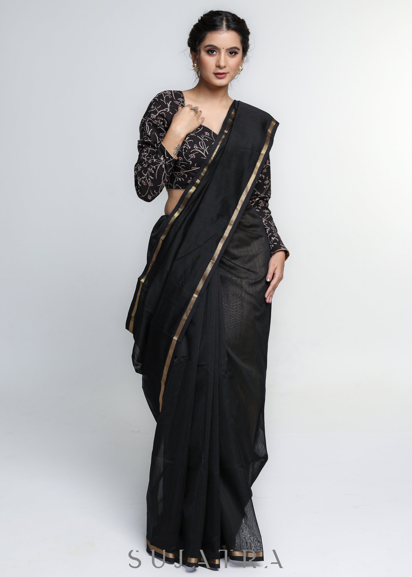 Beautiful Black Pure Maheshwari Saree with Zari Border