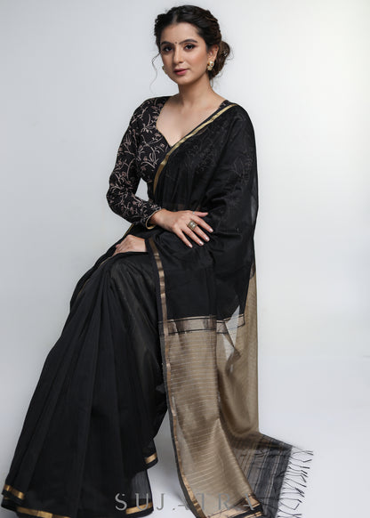 Beautiful Black Pure Maheshwari Saree with Zari Border