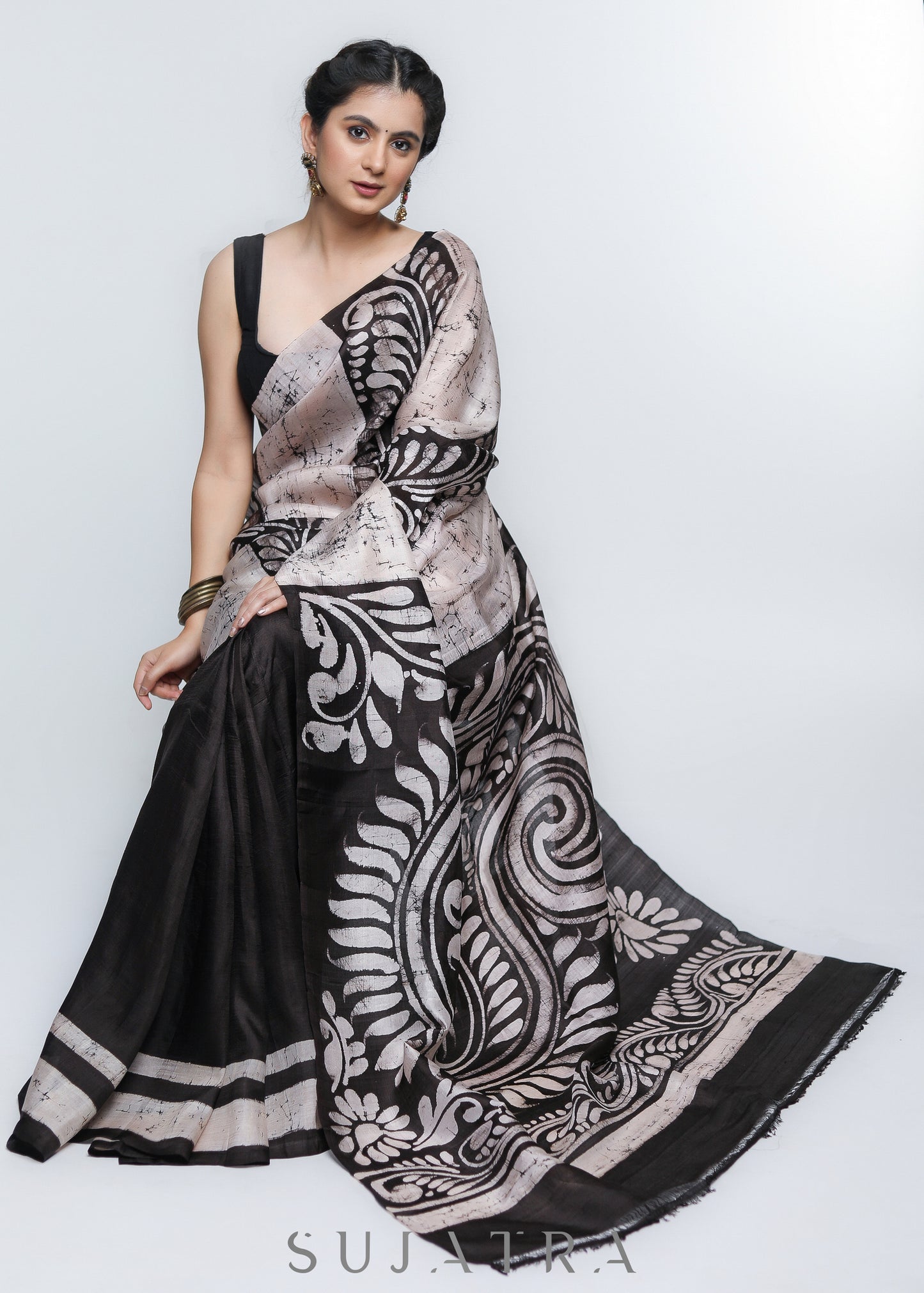 Exquisite White & Black Combination Pure Silk Handpainted Batik saree