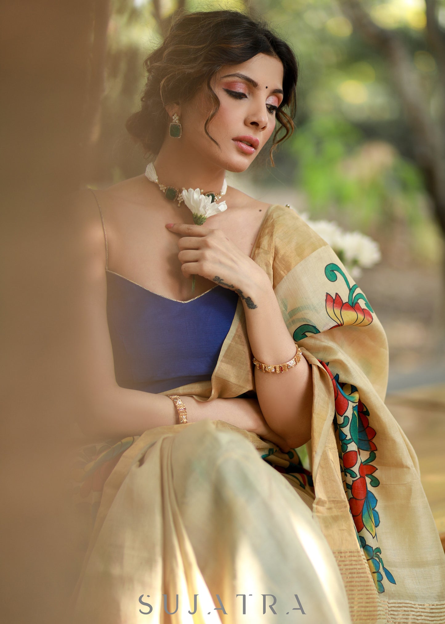 Classy Cream Pure Silk Handpianted Kalamkari Saree with Zari Border