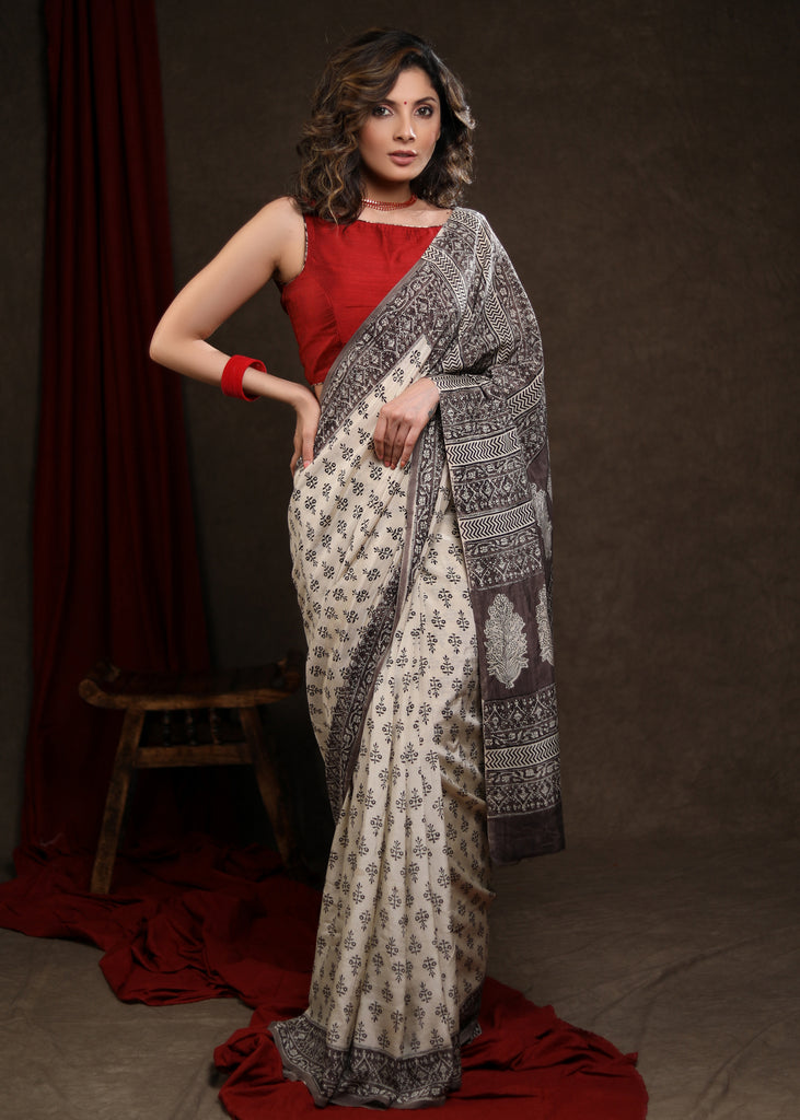 Beautiful Cream & Grey Fakira Print Modal Saree